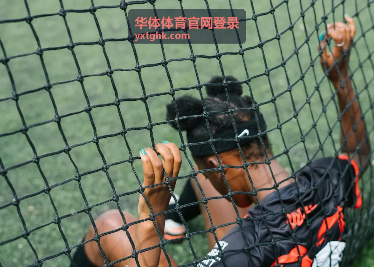 华体体育官网登录后查看赛事直播与实时比分界面